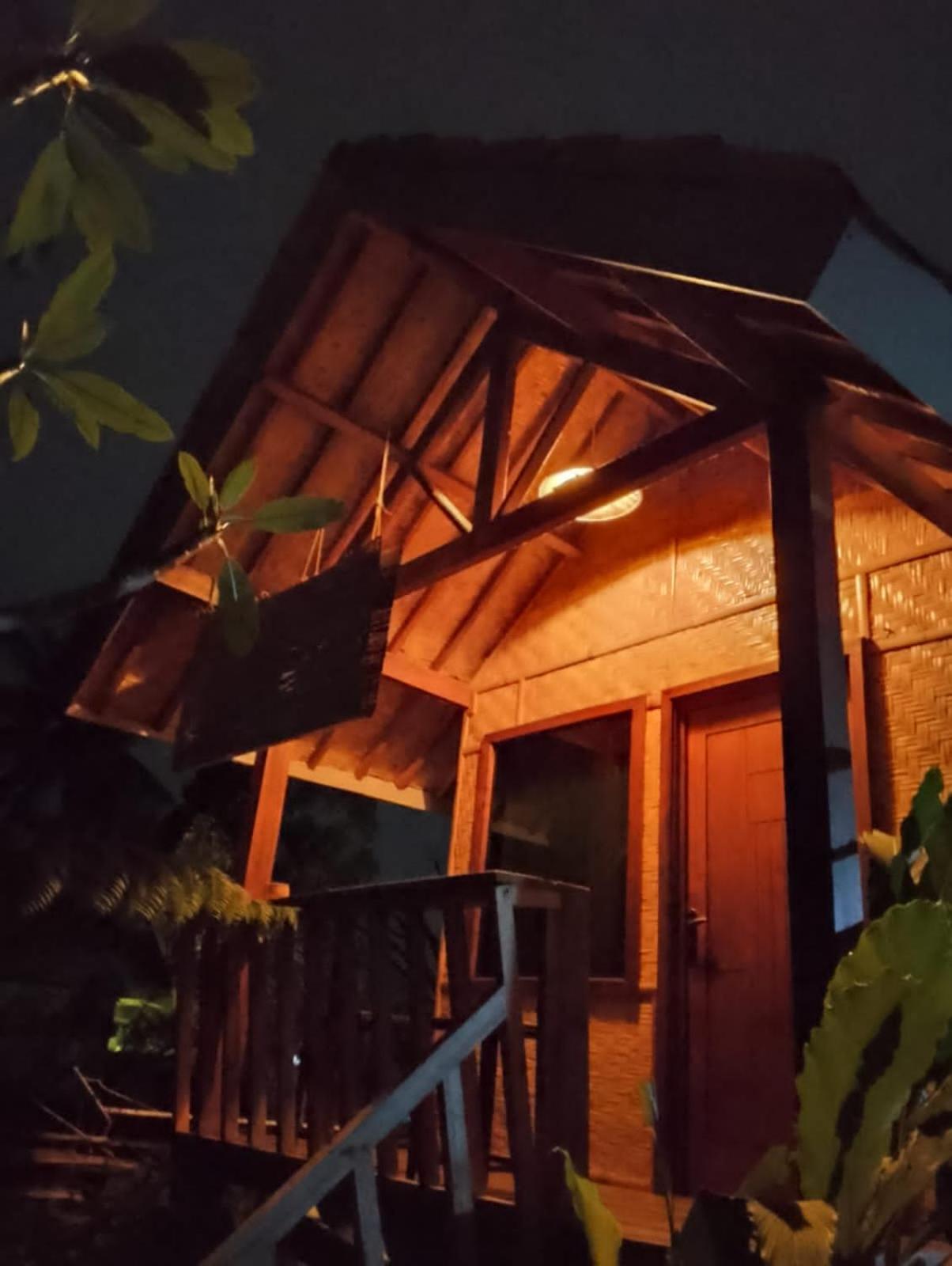 Citra Homestay Тетебату Екстериор снимка